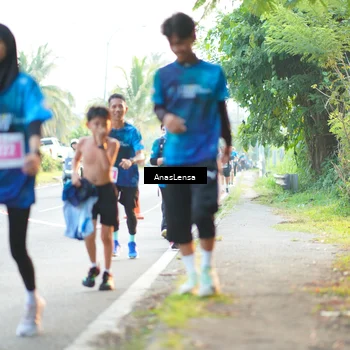 Runner Photo 4617459