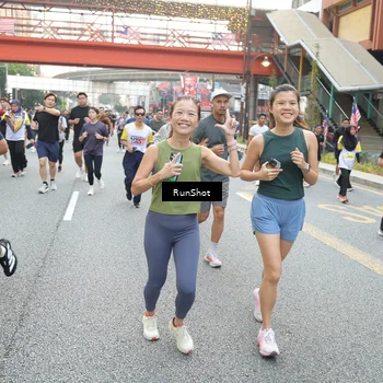 Runner Photo 4617590