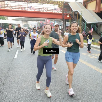 Runner Photo 4617631