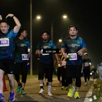 Runner Photo 4617696