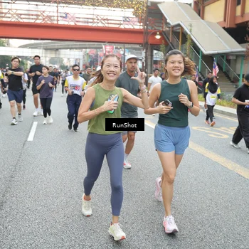 Runner Photo 4617717