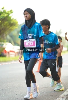 Runner Photo 4618064