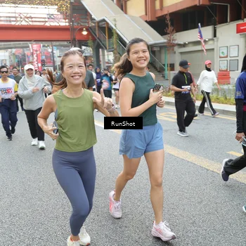Runner Photo 4618344