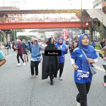 Runner Photo 4618415