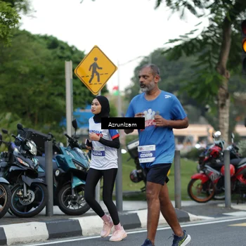 Runner Photo 4619173