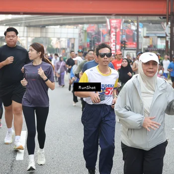 Runner Photo 4619324