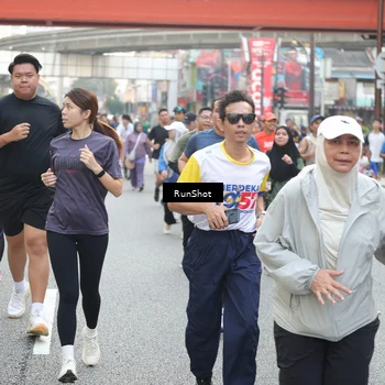 Runner Photo 4619354