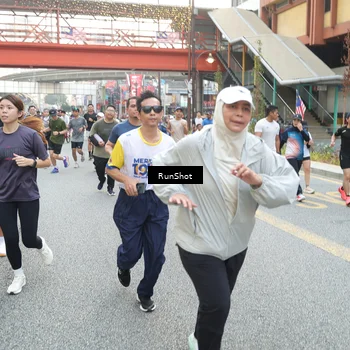 Runner Photo 4620381