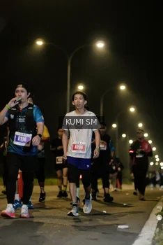 Runner Photo 4620666