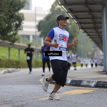 Runner Photo 4620701