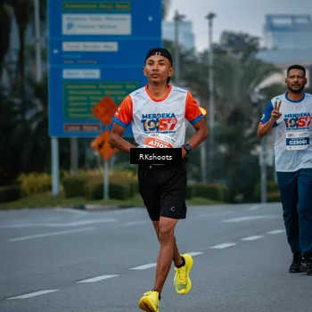 Runner Photo 4621136
