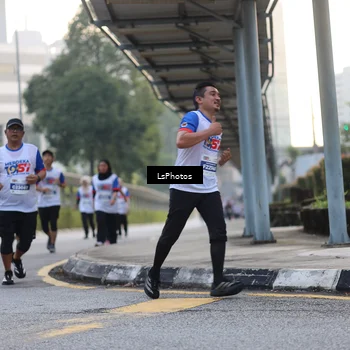 Runner Photo 4621147