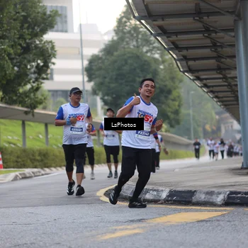 Runner Photo 4621173