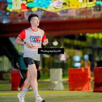 Runner Photo 4621349