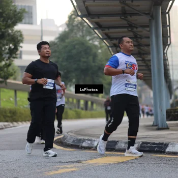 Runner Photo 4621382