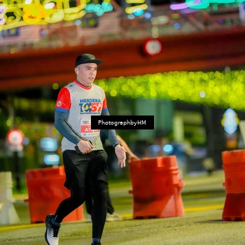 Runner Photo 4621421