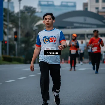 Runner Photo 4621448