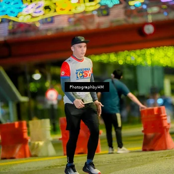 Runner Photo 4621453