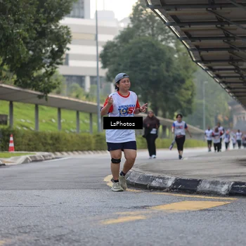 Runner Photo 4621575
