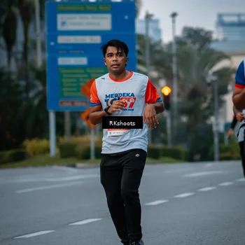 Runner Photo 4621620