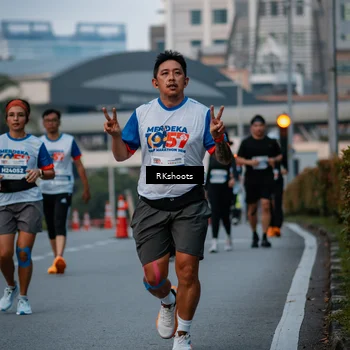 Runner Photo 4621679
