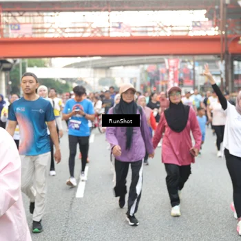 Runner Photo 4621680