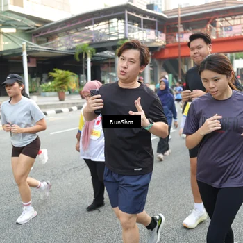 Runner Photo 4621726