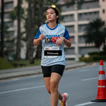 Runner Photo 4621843