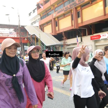 Runner Photo 4621863
