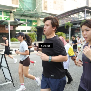 Runner Photo 4622381