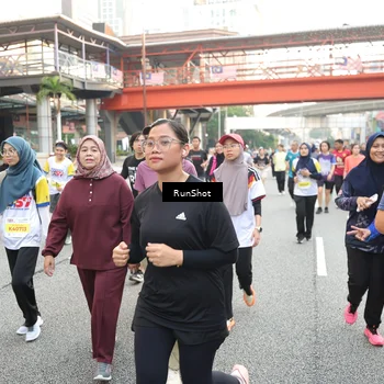 Runner Photo 4622436