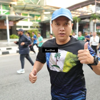 Runner Photo 4623057
