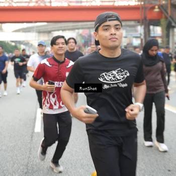 Runner Photo 4623237
