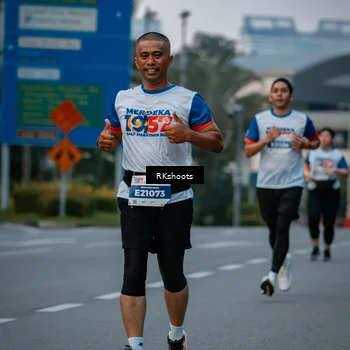 Runner Photo 4623438