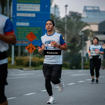 Runner Photo 4623470