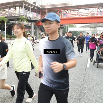 Runner Photo 4623500