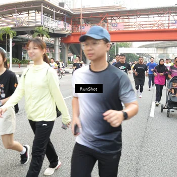 Runner Photo 4623513