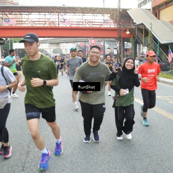 Runner Photo 4623576