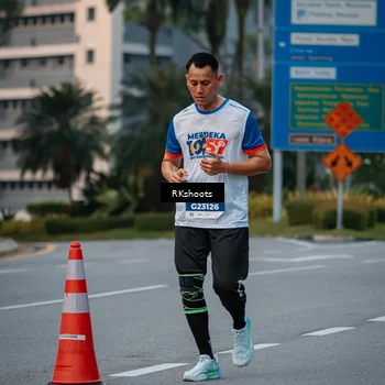 Runner Photo 4623680