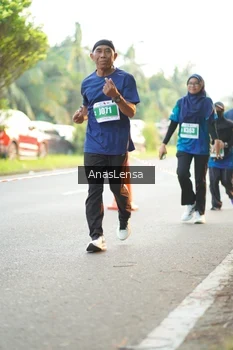 Runner Photo 4623751