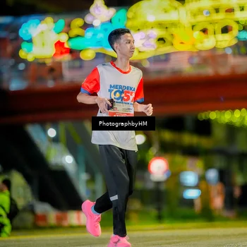 Runner Photo 4623895
