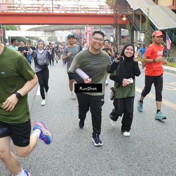 Runner Photo 4624036