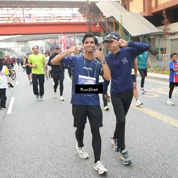Runner Photo 4624143