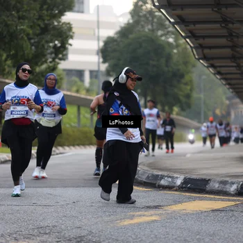 Runner Photo 4624175