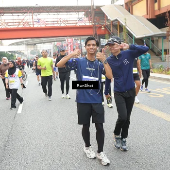 Runner Photo 4624189