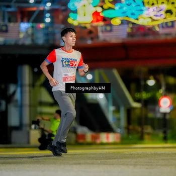Runner Photo 4624243
