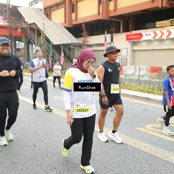 Runner Photo 4624339