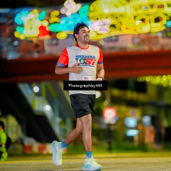 Runner Photo 4624344