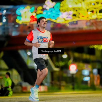 Runner Photo 4624347