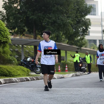 Runner Photo 4624354